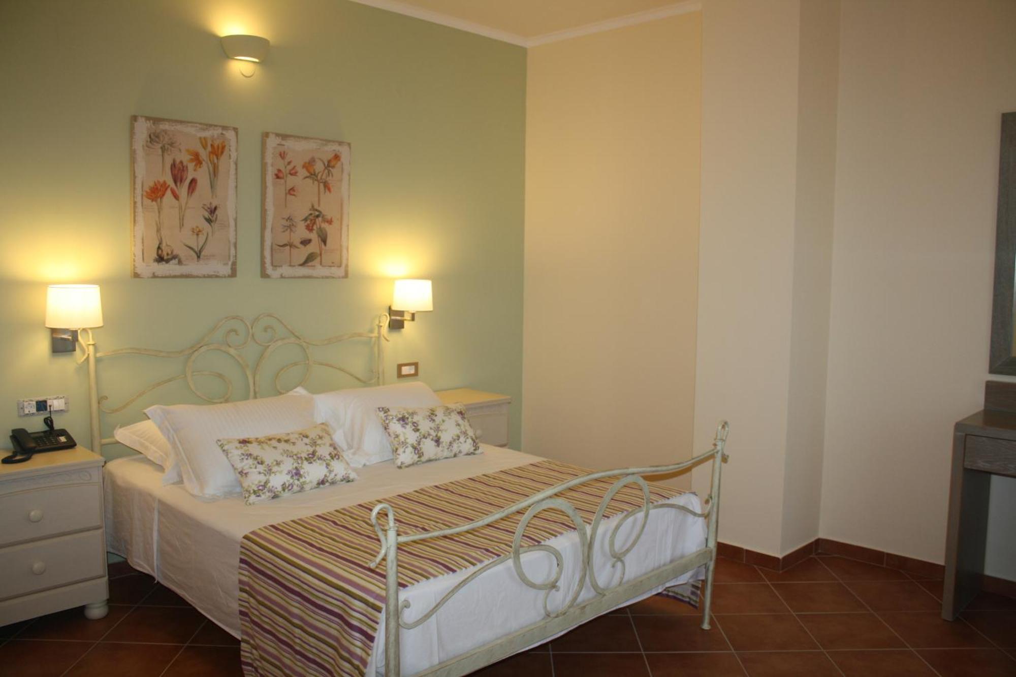 Sivota Gold Aparthotel Bilik gambar